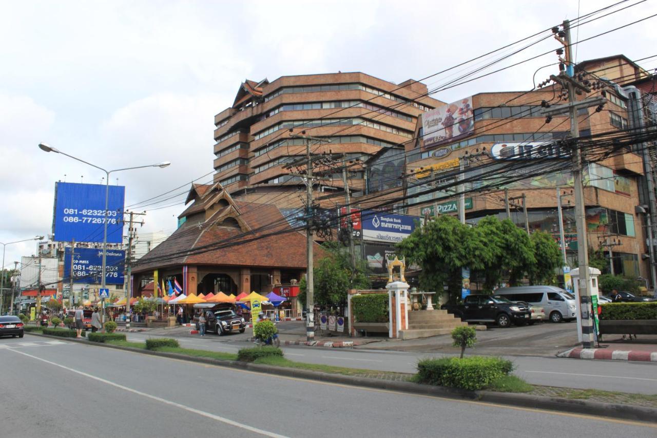 Varada Place Чиангмай Екстериор снимка